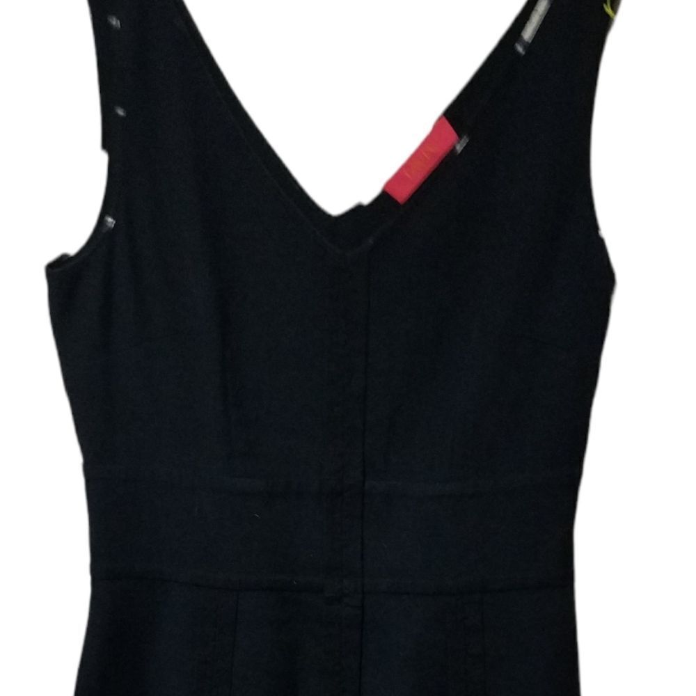 Lavia size Italian 40 black...cool print